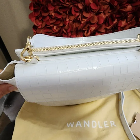 Crocodile embossed Hortensia handbag in optic white(excellent condition) - Picture 11 of 16